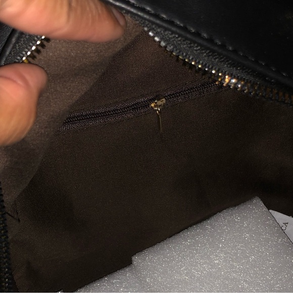 Vegan Leather Croc Backpack/Crossbody - NEW!! - Picture 6 of 7